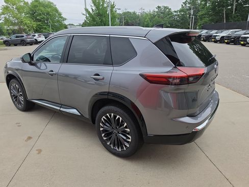 New 2026 Nissan Rogue Platinum w/ Platinum Premium Package AWD/4WD image 5
