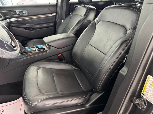 Used 2017 Ford Explorer Limited w/ Equipment Group 301A image 36