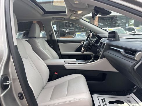 Used 2022 Lexus RX 350 FWD w/ Premium Package image 23