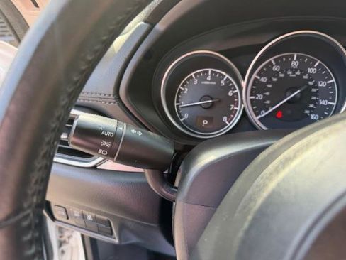 Used 2018 MAZDA CX-5 Touring w/ Preferred Equipment Package image 22