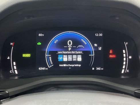 Used 2025 Toyota Camry LE FWD image 35