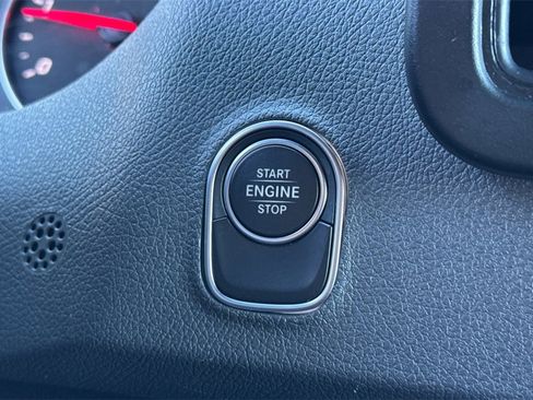 Used 2024 Mercedes-Benz Sprinter 2500 image 20