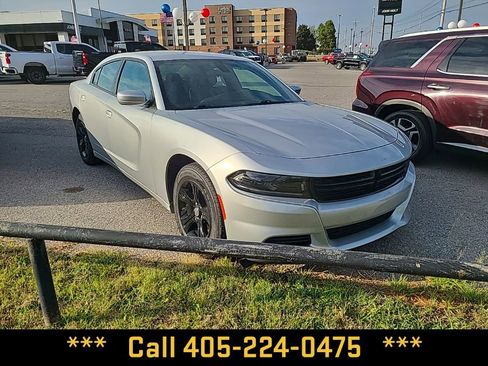 Used 2022 Dodge Charger SXT image 20