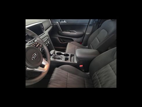 Used 2021 Kia Sportage LX FWD image 11