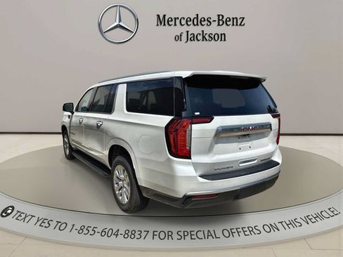 Used 2023 GMC Yukon XL Denali w/ Advanced Technology Package AWD/4WD image 6