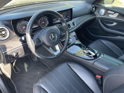 Used 2017 Mercedes-Benz E 300 image 10