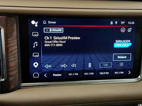 Used 2024 GMC Yukon Denali w/ Advanced Technology Package AWD/4WD image 20