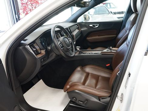 Used 2021 Volvo XC60 T5 Inscription AWD/4WD image 27