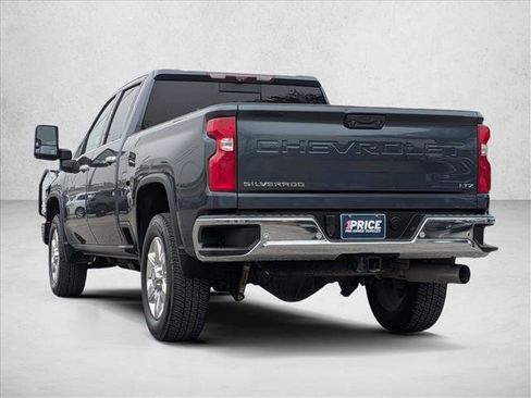 Used 2020 Chevrolet Silverado 2500 LTZ w/ LTZ Premium Package image 8