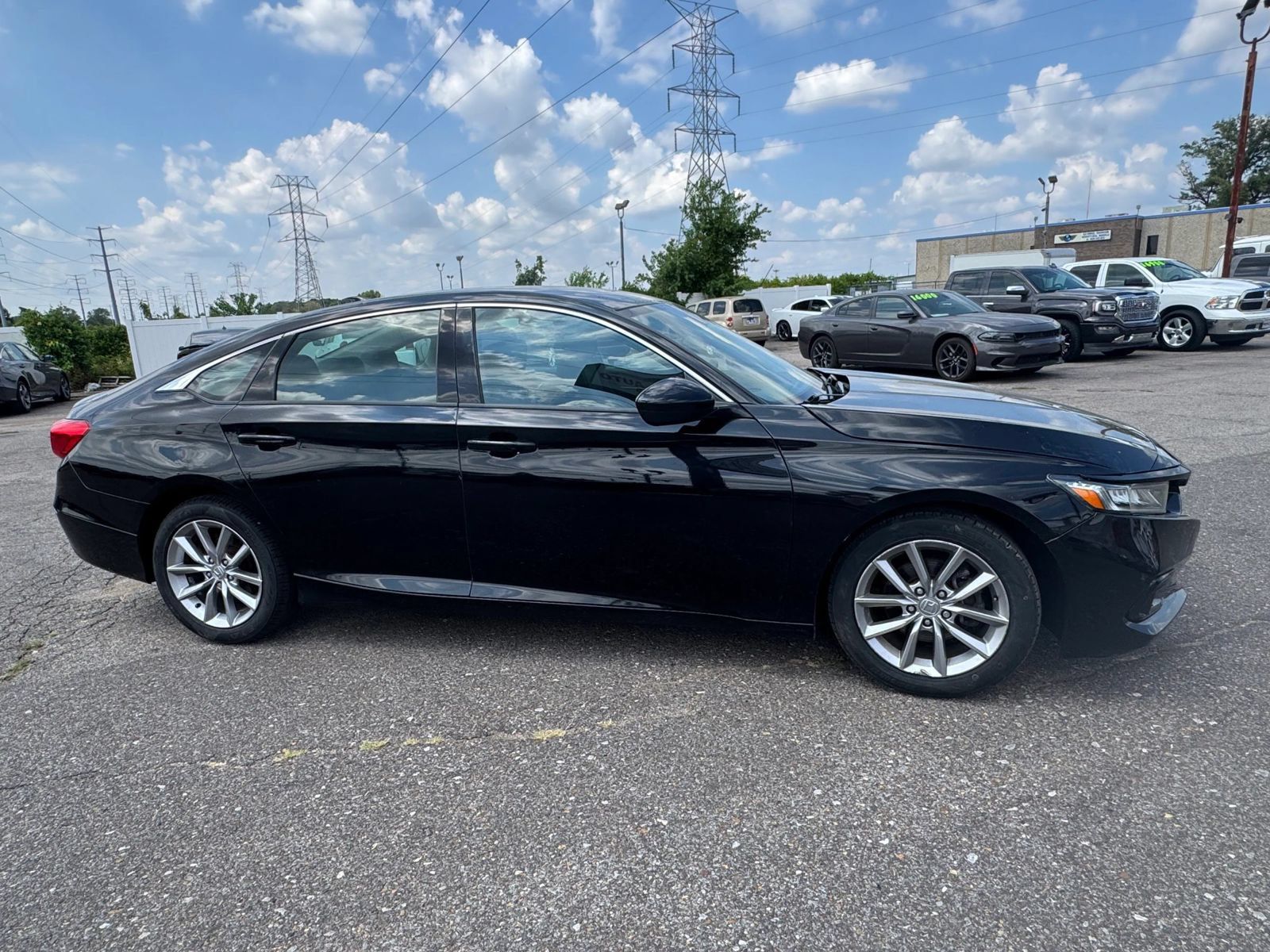 Used 2022 Honda Accord LX image 19