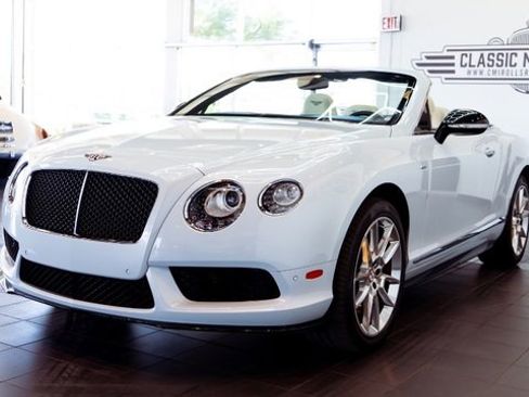 Used 2015 Bentley Continental GT V8 S image 3