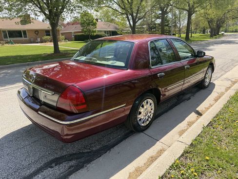 Used 2006 Mercury Grand Marquis GS RWD image 5