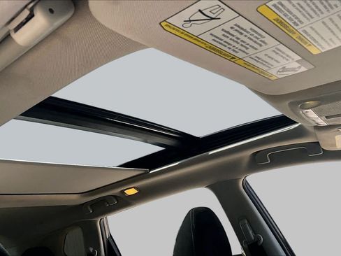 Used 2014 Nissan Rogue SV w/ SV Moonroof Package FWD image 14