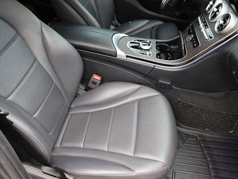 Used 2019 Mercedes-Benz C 300 Sedan image 26