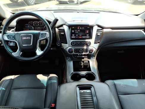 Used 2015 GMC Yukon SLT w/ HD Trailering Package AWD/4WD image 13