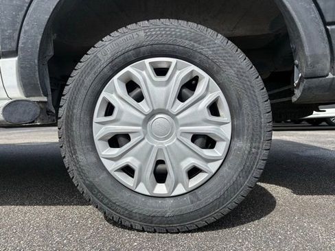 Used 2024 Ford Transit 250 Low Roof w/ Exterior Upgrade Package image 18