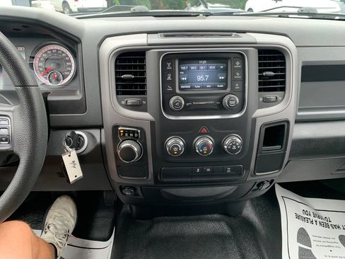Used 2018 RAM 1500 Tradesman w/ Popular Equipment Group RWD image 11