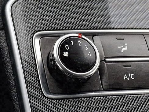 Used 2021 Hyundai Santa Fe SEL w/ Cargo Package image 24