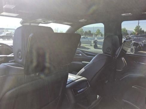 Used 2021 Cadillac Escalade ESV Sport w/ Driver Assist Tech Package AWD/4WD image 7