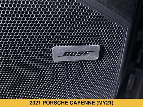 Used 2021 Porsche Cayenne AWD/4WD image 14