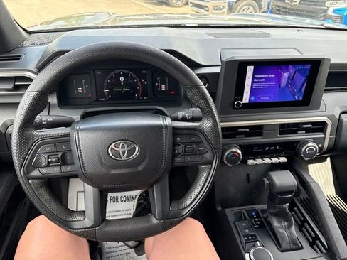 Used 2024 Toyota Tacoma SR AWD/4WD image 10