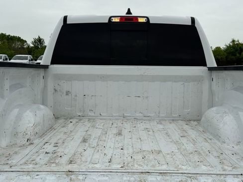 Used 2019 RAM 1500 Big Horn RWD image 29