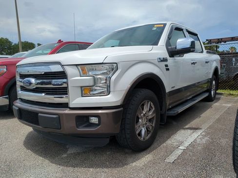 Used 2015 Ford F150 Lariat RWD image 2