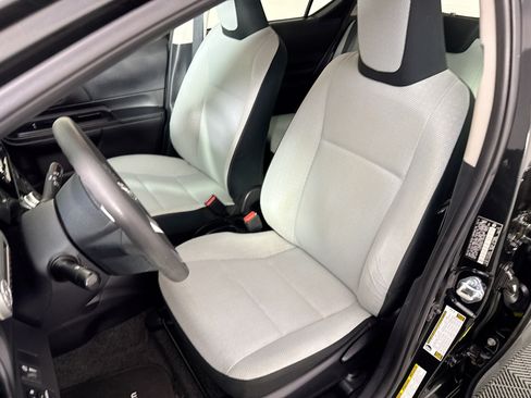 Used 2015 Toyota Prius C One FWD image 17