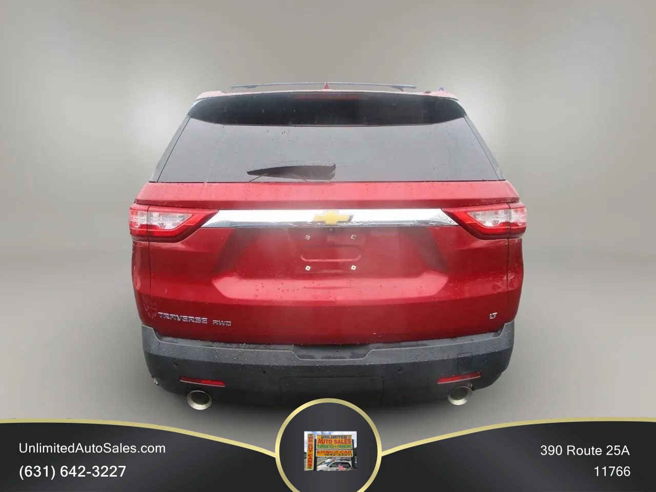 Used 2020 Chevrolet Traverse LT AWD/4WD image 2