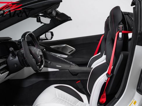 Used 2023 Chevrolet Corvette Z06 RWD image 34
