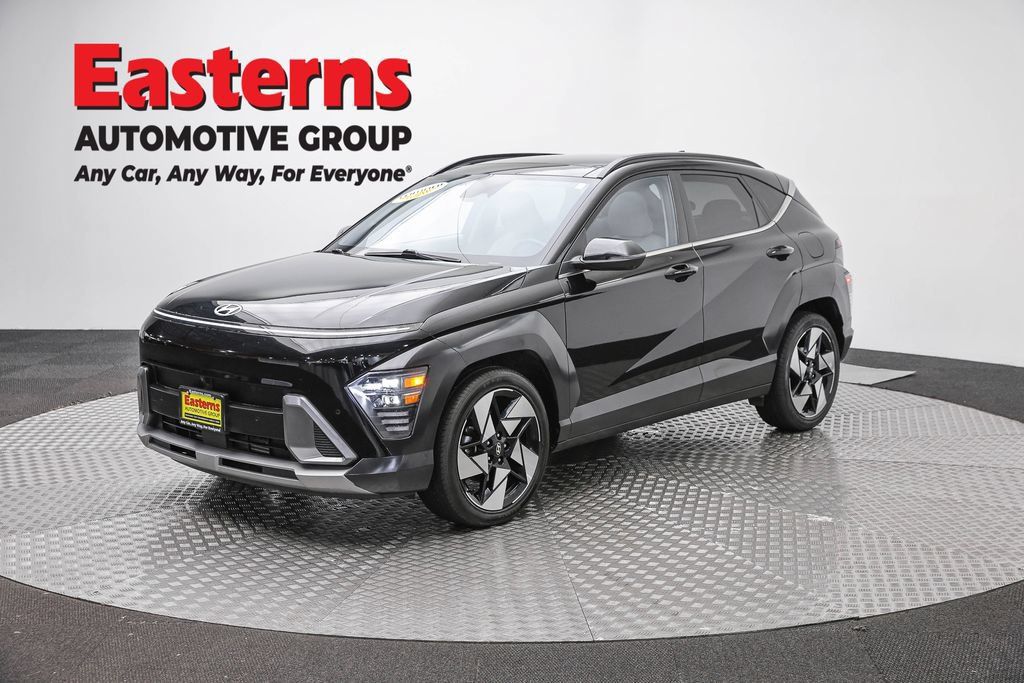 Used 2024 Hyundai Kona Limited FWD image 1