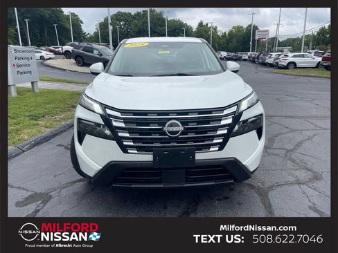 Certified 2024 Nissan Rogue SV AWD/4WD image 7