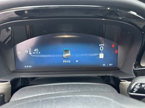 New 2026 Lincoln Corsair Premiere image 15