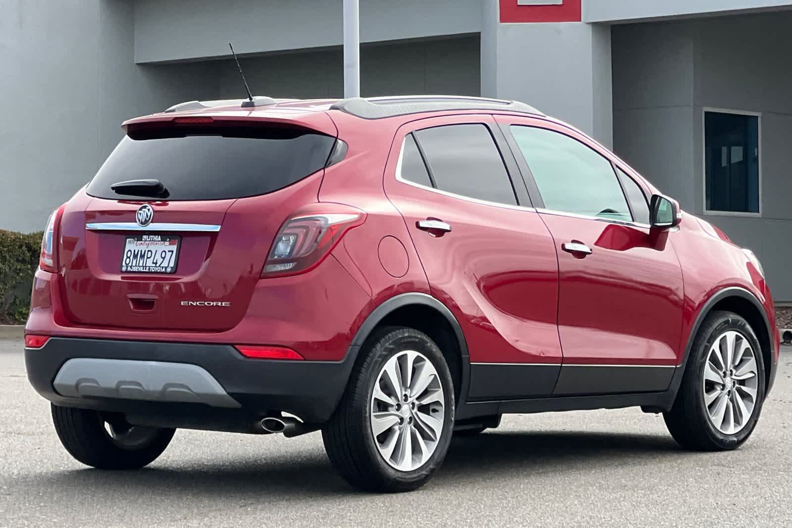 Used 2019 Buick Encore Preferred FWD image 2