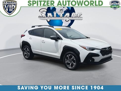 Used 2024 Subaru Crosstrek 2.0i Premium AWD/4WD image 2