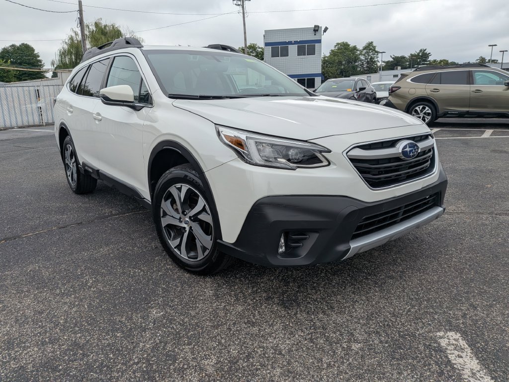 Used 2022 Subaru Outback Limited w/ Popular Package #2 AWD/4WD image 1