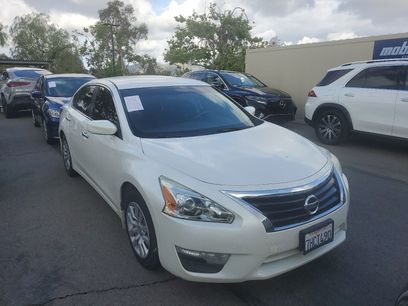 Used 2015 Nissan Altima 2.5 S w/ Power Driver Seat Package