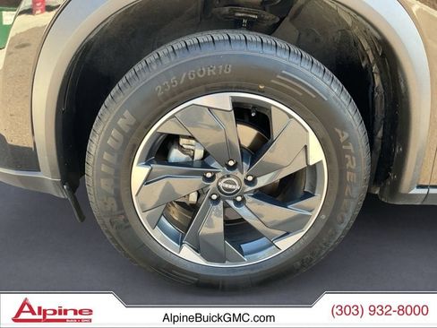 Used 2024 Nissan Rogue SV AWD/4WD image 14