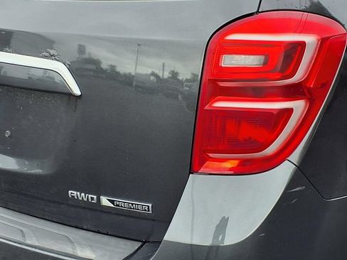 Used 2017 Chevrolet Equinox Premier w/ True North Edition AWD/4WD image 5