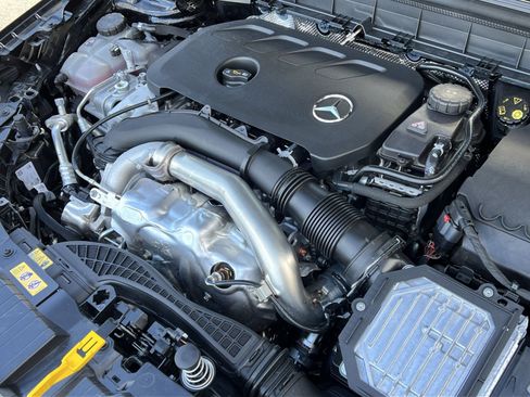Used 2026 Mercedes-Benz GLB 250 4MATIC image 27