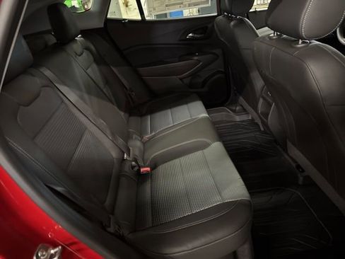 New 2026 Chevrolet Trax LT image 23