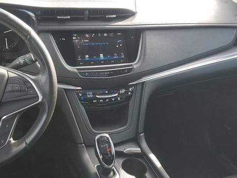 Used 2019 Cadillac XT5 Premium Luxury AWD/4WD image 15