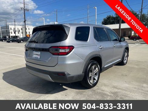 Used 2023 Honda Pilot EX-L image 5