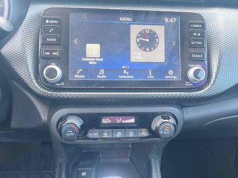 Certified 2022 Nissan Kicks SV FWD image 21
