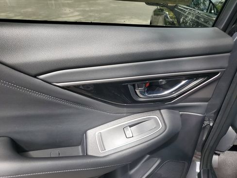 Used 2020 Subaru Outback Limited AWD/4WD image 16