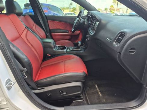 Used 2017 Dodge Charger R/T RWD image 22