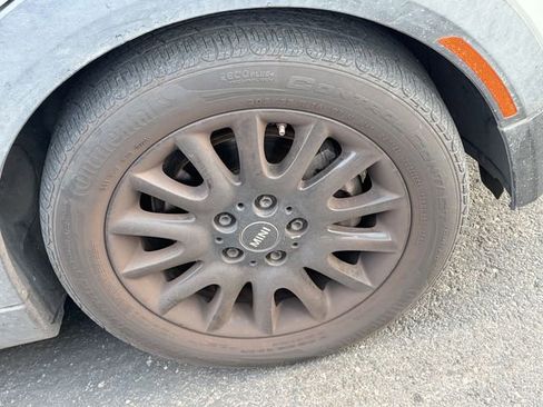 Used 2016 MINI Cooper 4-Door Hardtop image 4