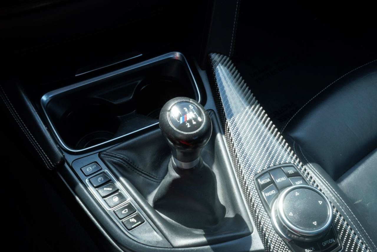 Used 2016 BMW M4 Coupe w/ Executive Package RWD image 42