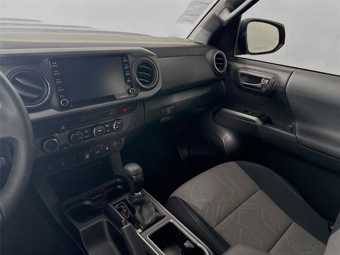 Certified 2023 Toyota Tacoma TRD Sport w/ Advanced Technology Package AWD/4WD image 36