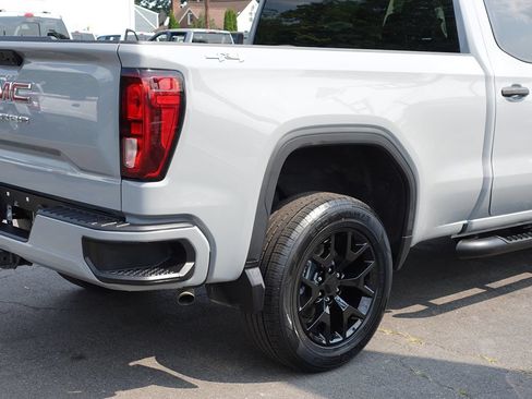Used 2024 GMC Sierra 1500 Pro w/ Graphite Edition AWD/4WD image 10